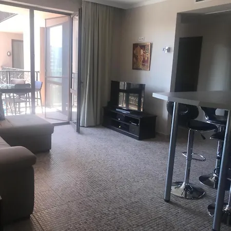 2 Bed, Royal Barcelo Apartment Slantschew brjag